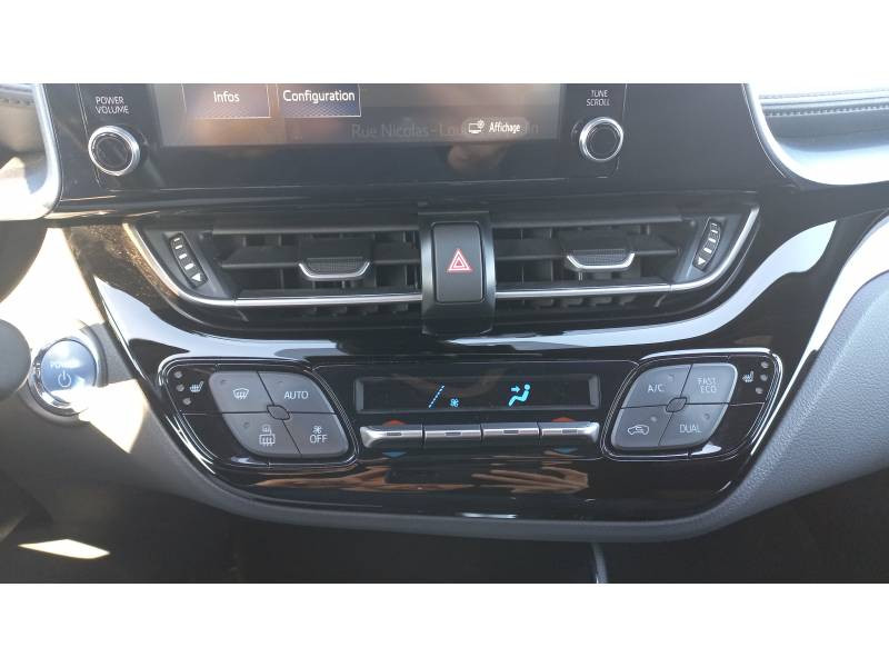 Toyota C-HR Hybride 2.0L Distinctive 2020 - photo n°20 Toyota C-HR Hybride 2.0L Distinctive  occasion à Toulouse - photo n°20