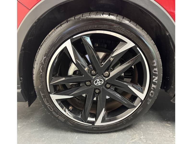 Toyota C-HR Hybride 2.0L GR-Sport  occasion  Saint Laurent des Vignes - photo n9