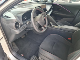 Toyota C-HR Hybride 200 AWD-i  occasion  Beaupuy - photo n5