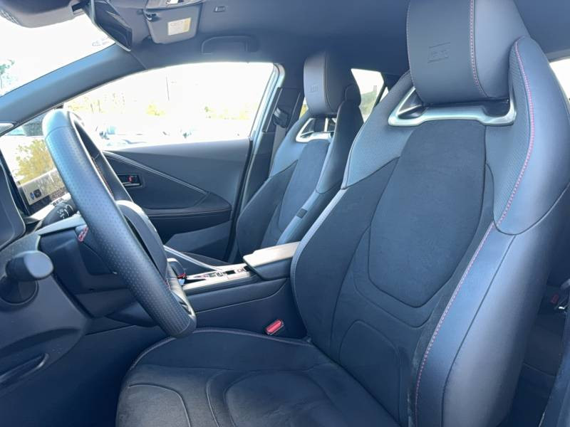 Toyota C-HR Hybride 200 GR Sport 2024 - photo n°10 Toyota C-HR Hybride 200 GR Sport  occasion à Toulouse - photo n°10