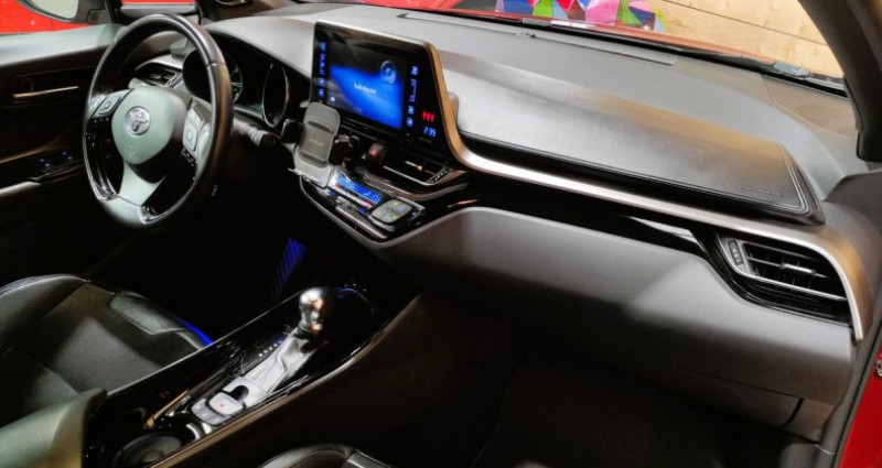 Toyota C-HR HYBRIDE Collection 122h 2018 - photo n°5 Toyota C-HR HYBRIDE Collection 122h  occasion à Les Alluets Le Roi - photo n°5