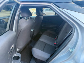 Toyota C-HR Hybride Rechargeable 225  occasion  Beaupuy - photo n7