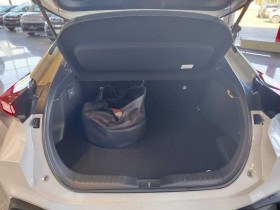 Toyota C-HR Hybride Rechargeable 225  occasion  Beaupuy - photo n8