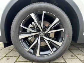 Toyota C-HR Hybride Rechargeable 225  occasion  Beaupuy - photo n8