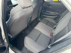 Toyota C-HR Hybride Rechargeable 225  occasion  Beaupuy - photo n8
