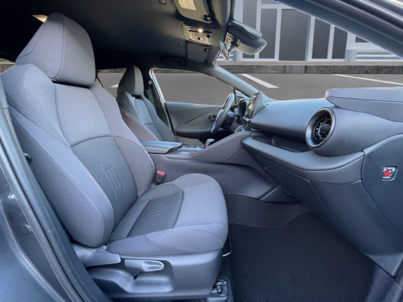 Toyota C-HR Hybride Rechargeable 225  occasion  Beaupuy - photo n5