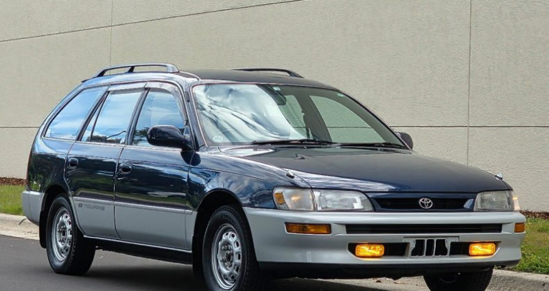 Toyota Corolla  1996 - photo n°2 Toyota Corolla   occasion à LYON - photo n°2