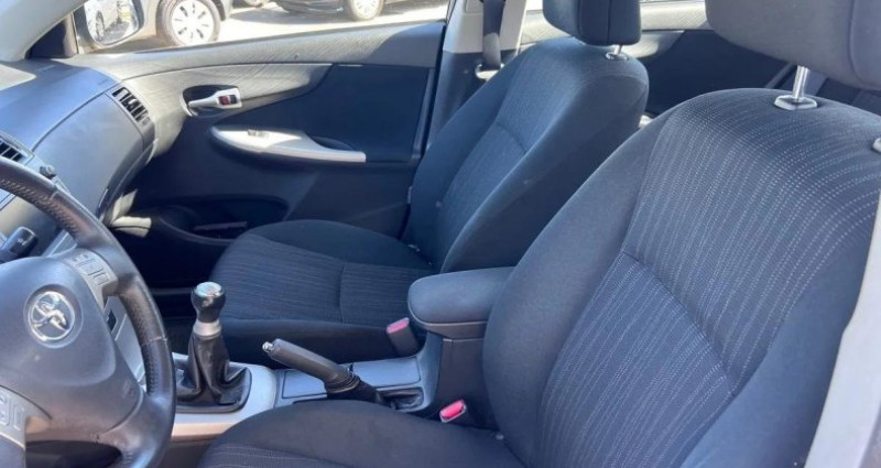 Toyota Corolla 1.6 VVTI 124 CH MOTEUR FIABLE  occasion � Berck - photo n�5