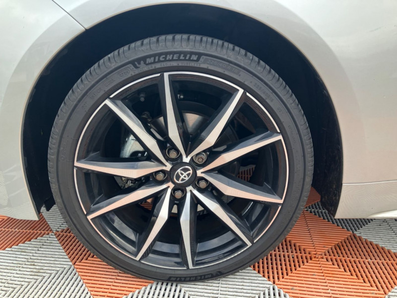 Toyota Corolla 1.8 Hybrid 140 CVT GR 1�Main  occasion � Lescure-d'Albigeois - photo n�10