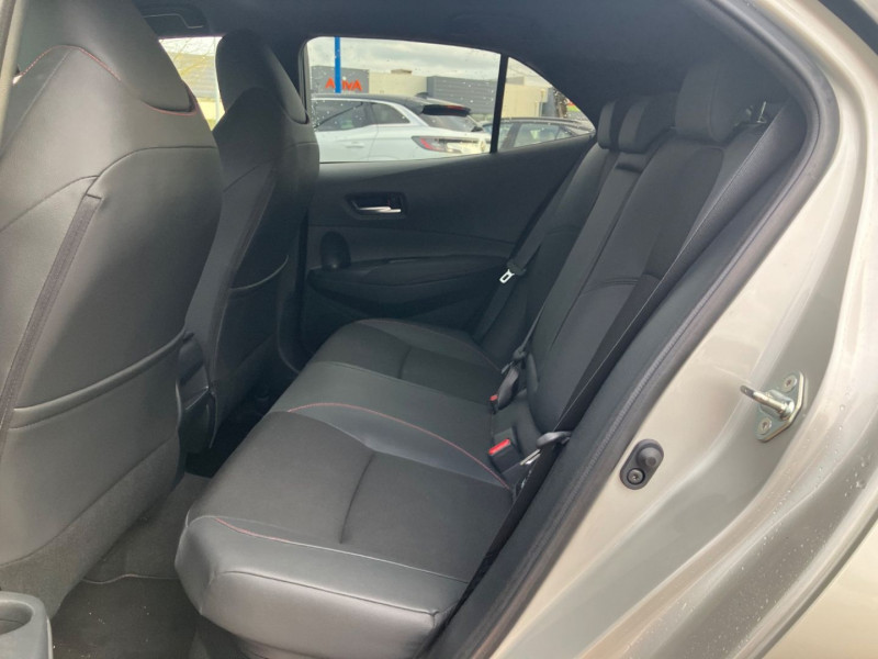 Toyota Corolla 1.8 Hybrid 140 CVT GR 1�Main  occasion � Lescure-d'Albigeois - photo n�12