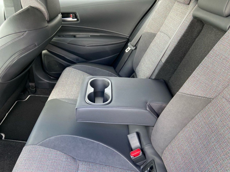 Toyota Corolla 1.8 HYBRIDE 140 DESIGN PACK TECH Hayon GPS Camra  occasion  Cahors - photo n15