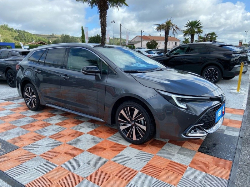 Toyota Corolla 1.8 HYBRIDE 140 DESIGN PACK TECH Hayon GPS Camra  occasion  Cahors - photo n3