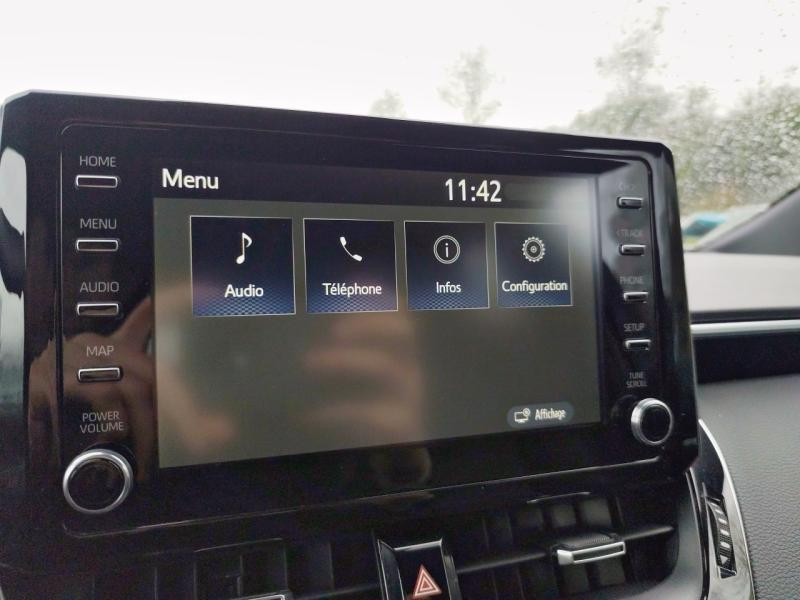 Toyota Corolla 122h Design MY21  occasion � Saint-Brieuc - photo n�13