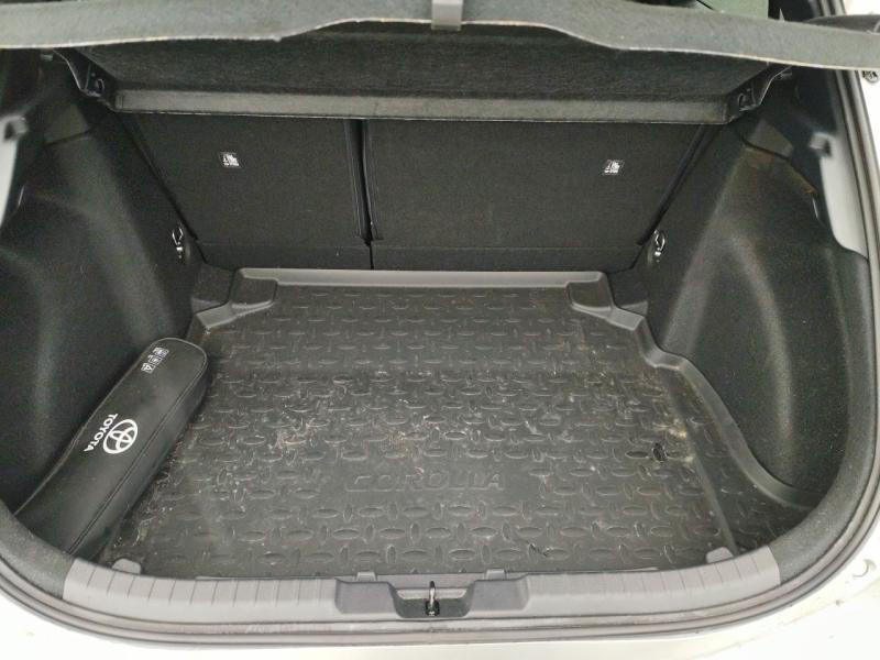 Toyota Corolla 122h Design MY21  occasion � Saint-Brieuc - photo n�8