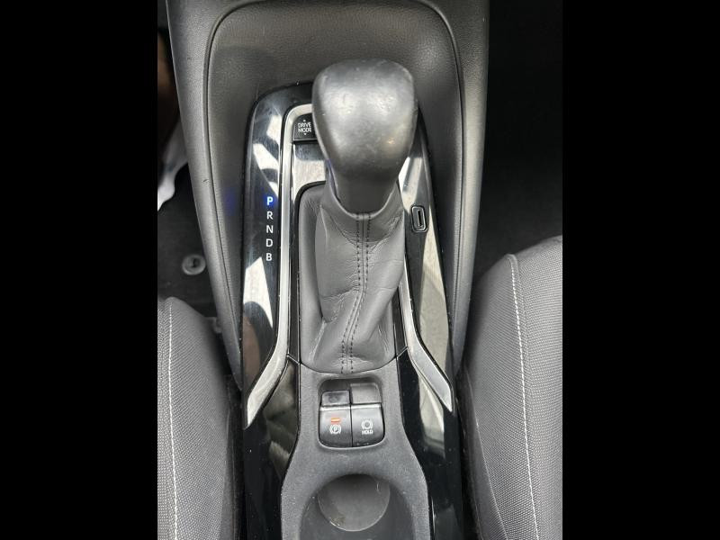Toyota Corolla 122h Design  occasion  Auxerre - photo n19