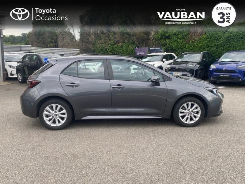 Toyota Corolla 122h Dynamic Business + Programme Beyond Zero Academy MY22  occasion  CHAMBOURCY - photo n4