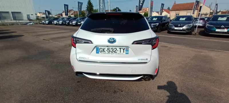 Toyota Corolla 184 h touring  occasion  AUXERRE - photo n4