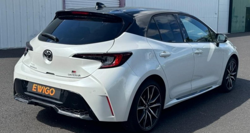 Toyota Corolla 2.0 196CH FULL-HYBRID GR-SPORT BVA PACK TECHNO  occasion à AUBIÈRE - photo n°2