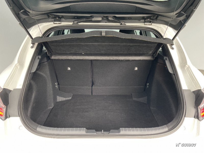 Toyota Corolla Corolla 122ch Dynamic Business  occasion � Saint-Quentin - photo n�7