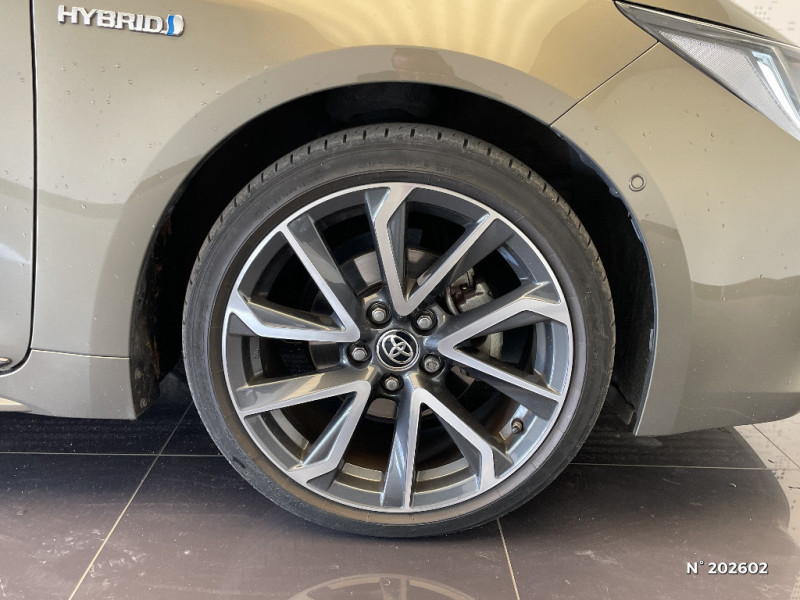 Toyota Corolla Corolla 122h Collection / USAGE VD EH 50000 KM 10/2025  occasion  Saint-Maximin - photo n8