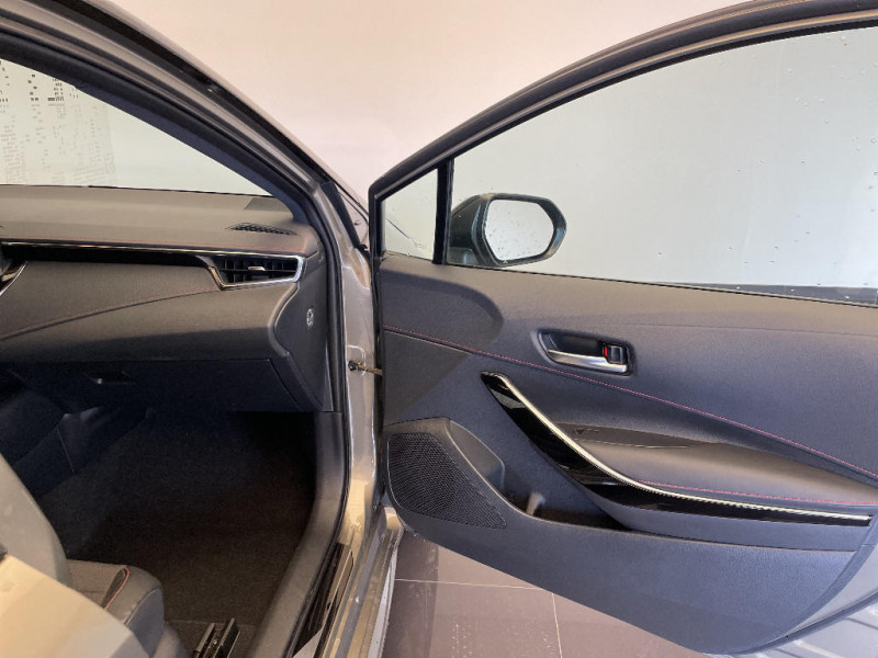 Toyota Corolla Corolla 122h Collection / USAGE VD EH 50000 KM 10/2025  occasion  Saint-Maximin - photo n19