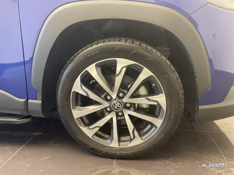 Toyota Corolla COROLLA CROSS 196H PREMIERE EDITION  occasion � Saint-Maximin - photo n�8