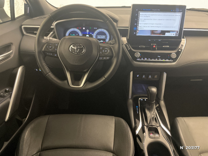 Toyota Corolla COROLLA CROSS 196H PREMIERE EDITION  occasion � Saint-Maximin - photo n�9