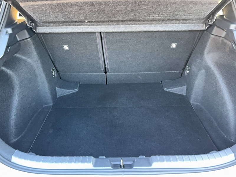 Toyota Corolla Corolla Hybride 122h Collection 5p  occasion  Brive-la-Gaillarde - photo n18