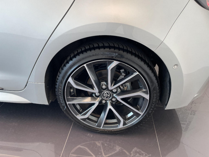 Toyota Corolla Corolla Hybride 122h Collection  occasion  Saint-Maximin - photo n20