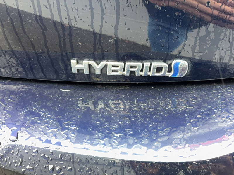 Toyota Corolla Corolla Hybride 122h Design 5p  occasion  Muret - photo n10