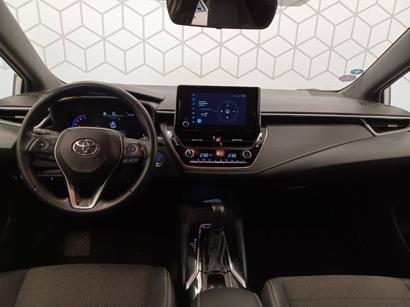 Toyota Corolla Corolla Hybride 122h Design 5p  occasion  Saint-Laurent-des-Vignes - photo n8