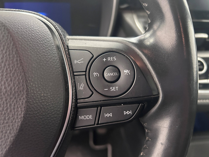 Toyota Corolla Corolla Hybride 122h Design 5p  occasion � Saint-Laurent-des-Vignes - photo n�13