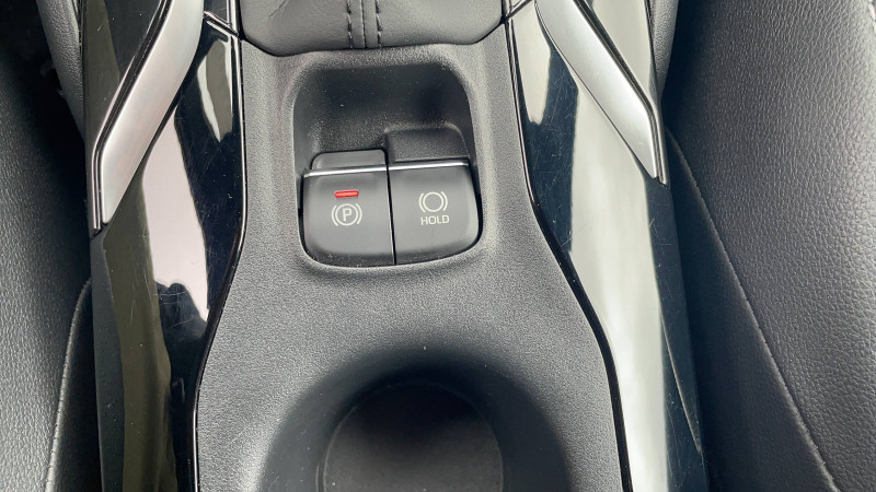 Toyota Corolla Corolla Hybride 122h Design 5p  occasion  Brive-la-Gaillarde - photo n18