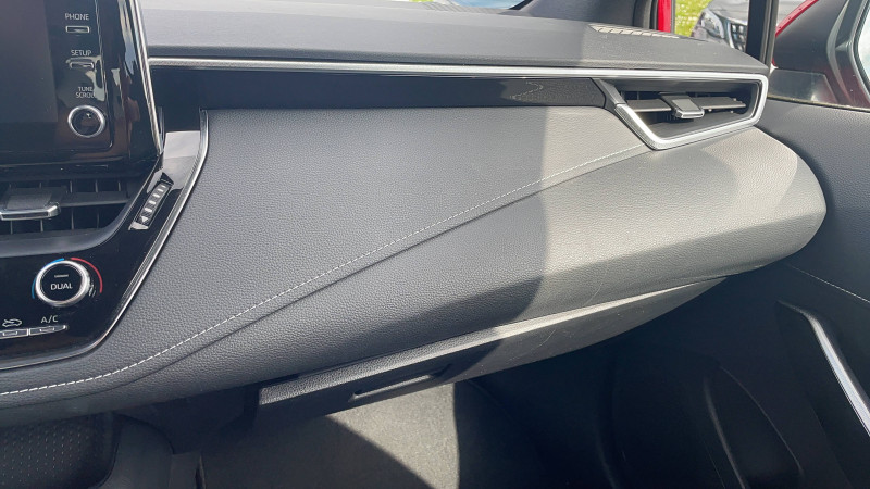 Toyota Corolla Corolla Hybride 122h Design 5p  occasion  Brive-la-Gaillarde - photo n17