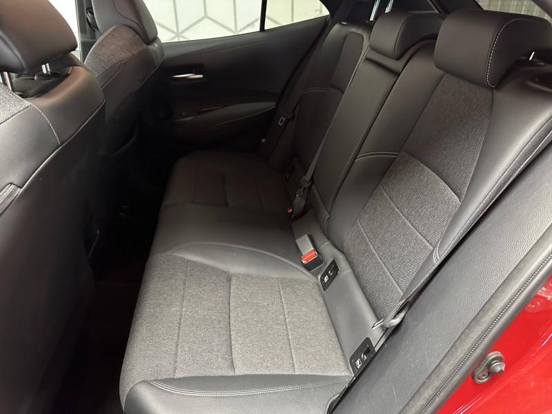 Toyota Corolla Corolla Hybride 122h Design 5p  occasion � PERIGUEUX - photo n�17