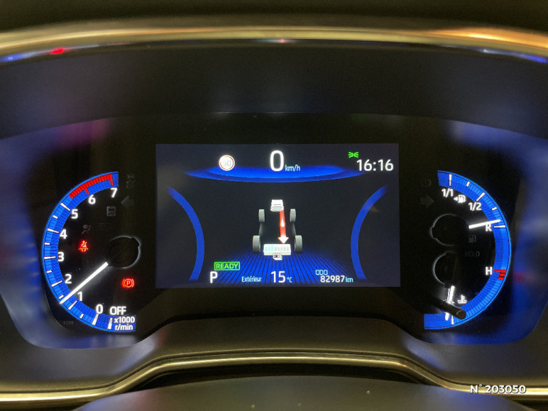 Toyota Corolla Corolla Hybride 122h Design  occasion  Saint-Maximin - photo n12