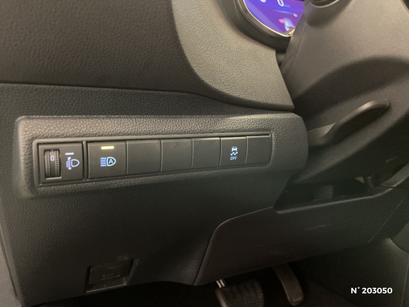 Toyota Corolla Corolla Hybride 122h Design  occasion  Saint-Maximin - photo n15