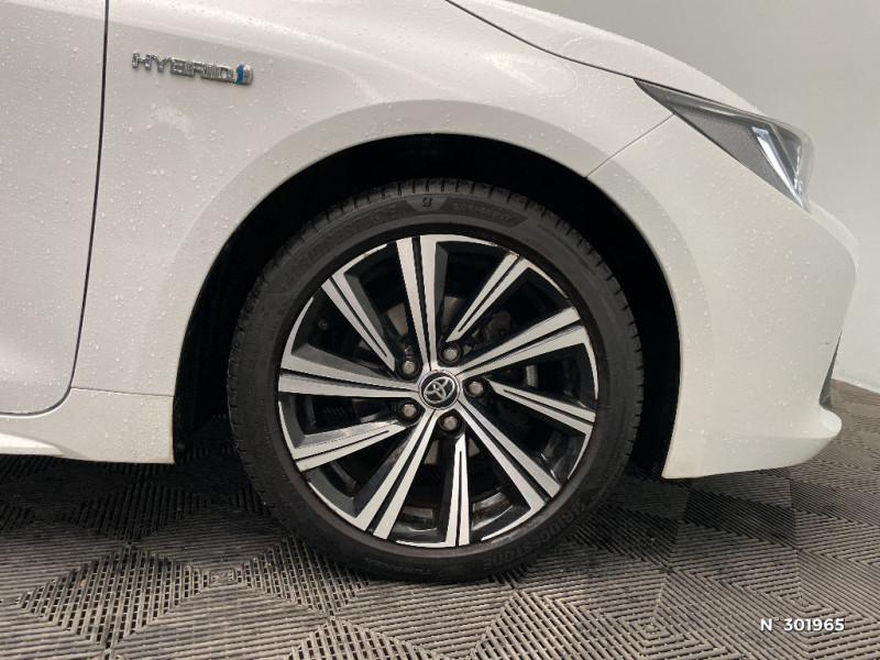 Toyota Corolla Corolla Hybride 122h Design  occasion � Beauvais - photo n�8