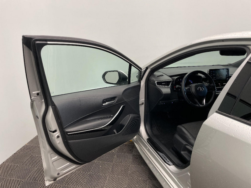 Toyota Corolla Corolla Hybride 122h Design  occasion � Beauvais - photo n�19