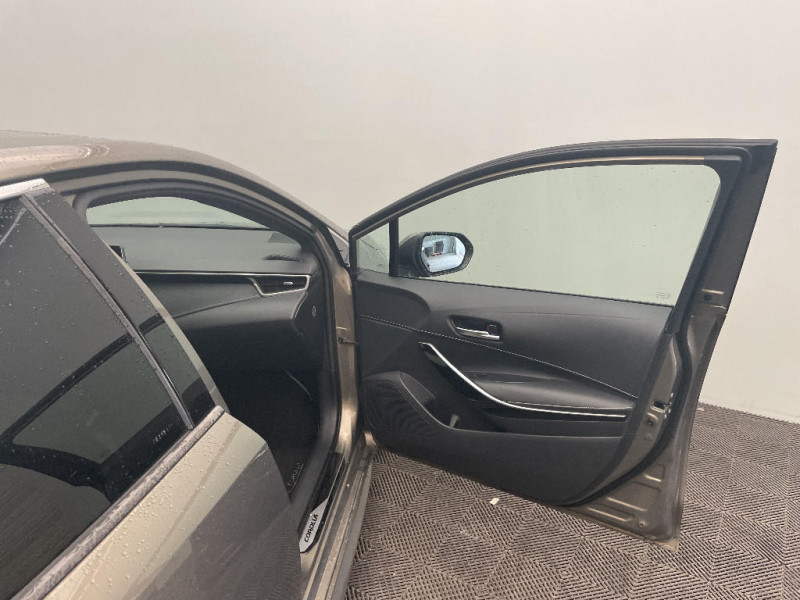 Toyota Corolla Corolla Hybride 122h Design  occasion � Beauvais - photo n�20