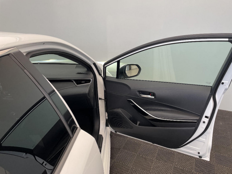 Toyota Corolla Corolla Hybride 122h Design  occasion  Jaux - photo n20