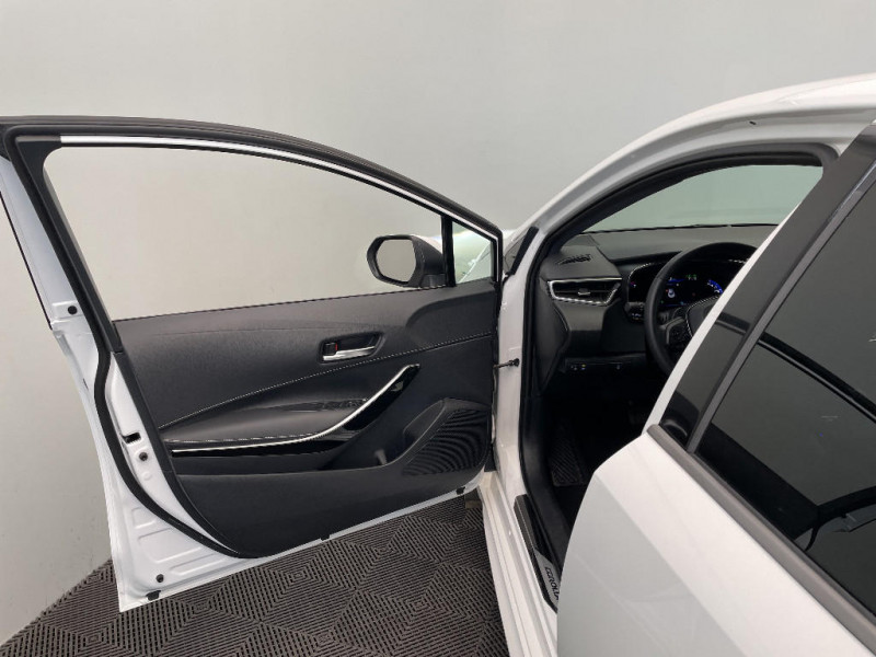 Toyota Corolla Corolla Hybride 122h Design  occasion  Jaux - photo n19