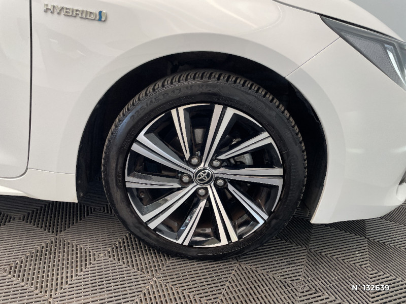 Toyota Corolla Corolla Hybride 122h Design  occasion  Jaux - photo n8