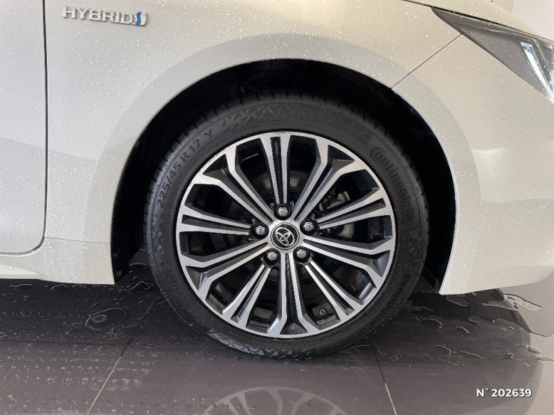 Toyota Corolla Corolla Hybride 122h Design  occasion  Saint-Maximin - photo n8
