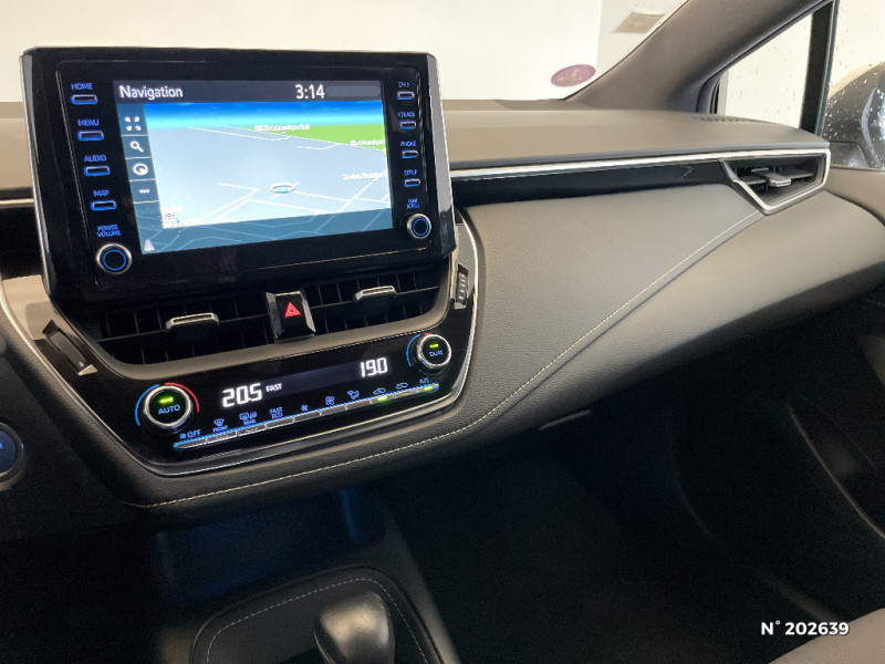 Toyota Corolla Corolla Hybride 122h Design  occasion  Saint-Maximin - photo n13