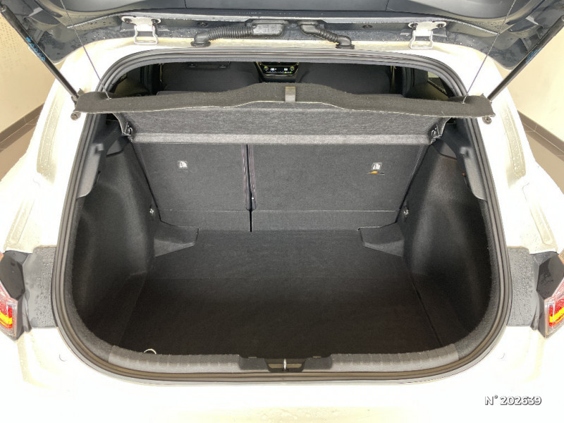 Toyota Corolla Corolla Hybride 122h Design  occasion  Saint-Maximin - photo n7