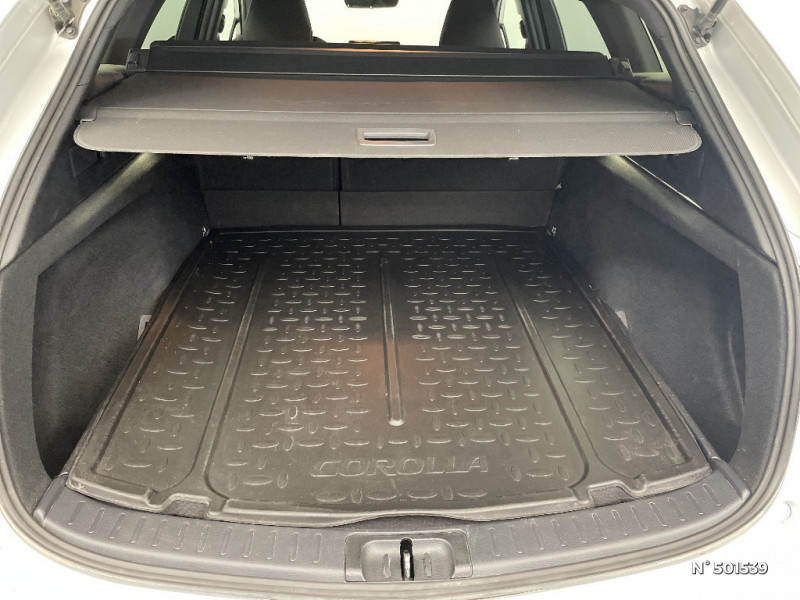 Toyota Corolla Corolla Hybride 122h Design  occasion  Saint-Quentin - photo n7