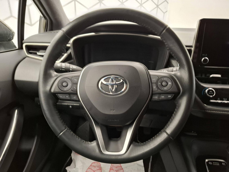 Toyota Corolla Corolla Hybride 122h Dynamic 5p  occasion � Saint-Laurent-des-Vignes - photo n�12