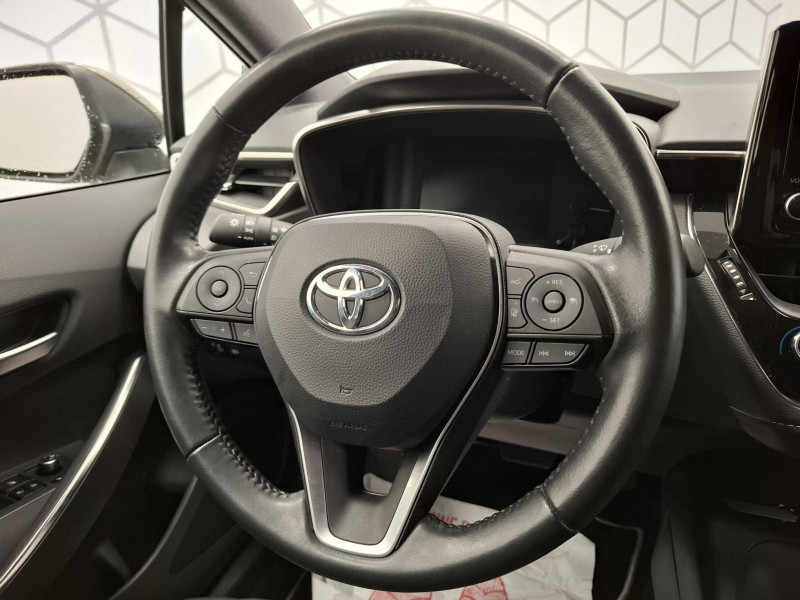 Toyota Corolla Corolla Hybride 122h Dynamic 5p  occasion � Saint-Laurent-des-Vignes - photo n�15
