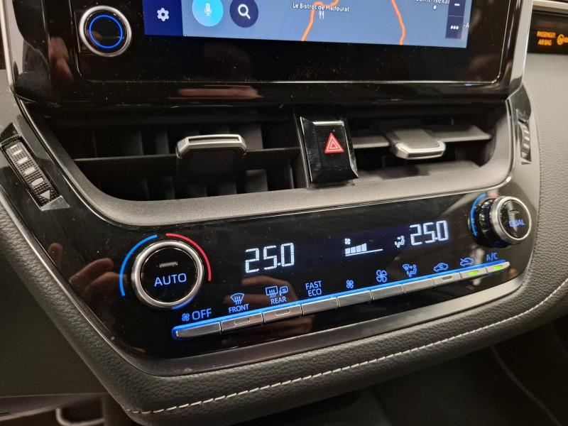 Toyota Corolla Corolla Hybride 122h Dynamic 5p  occasion � Saint-Laurent-des-Vignes - photo n�20